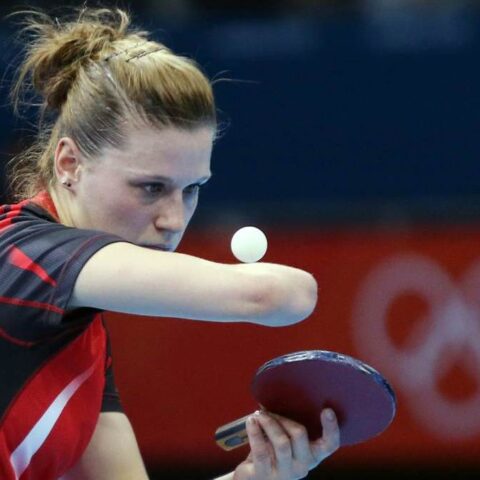 Jornada de ténis de mesa adaptado em Gaia