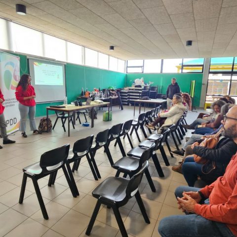 Formação para Assistentes Desportivos: Promovendo Inclusão e Autonomia no Desporto